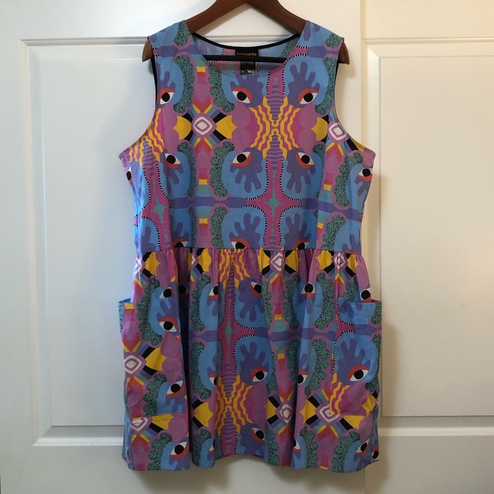 Nooworks Big Pocket dress in Studio Mucci print with face mask